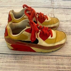 Big Kids' Nike Air Max 90 Casual Shoes in size 4
